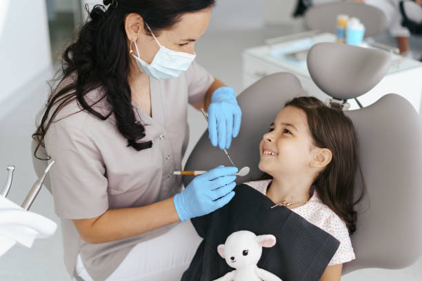 Best Emergency Gum Treatment in Santa Claus, IN