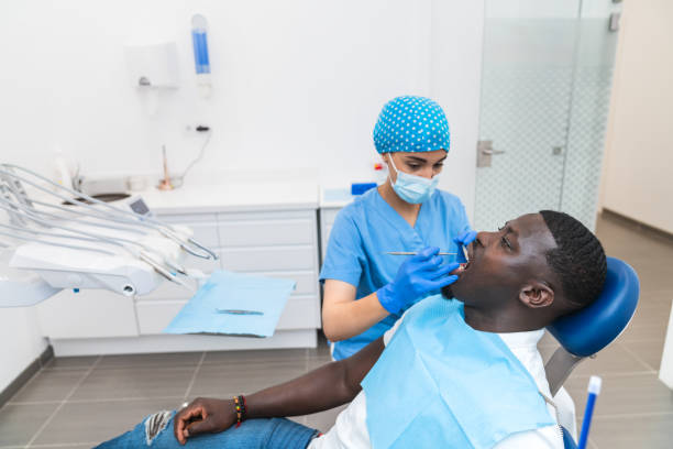 Best Emergency Tooth Extraction in Santa Claus, IN